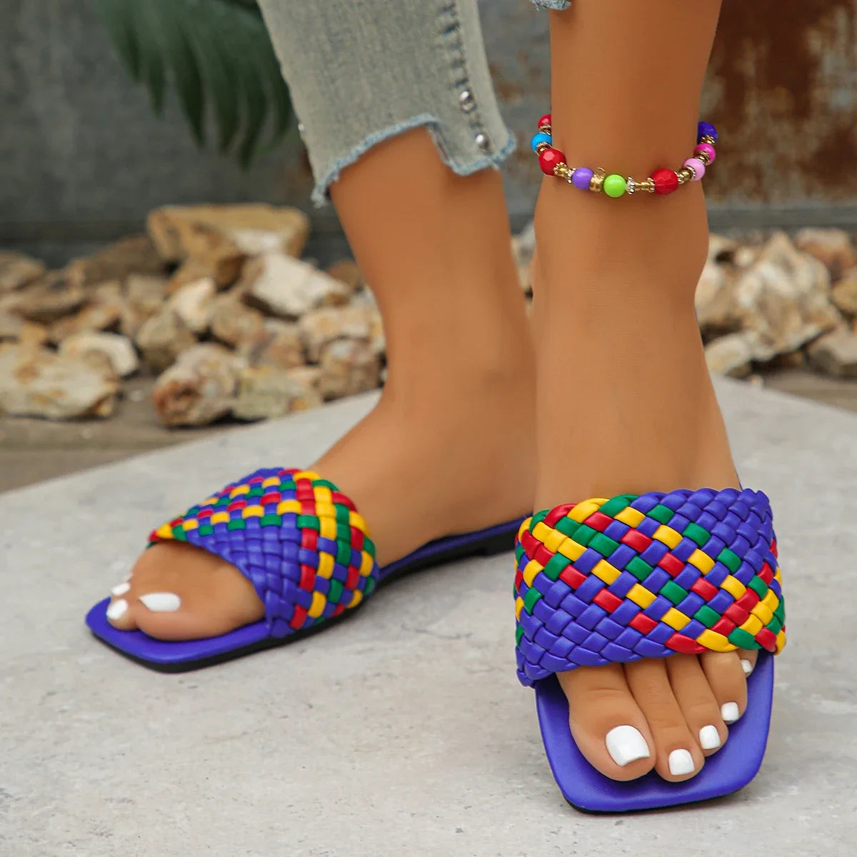 Zapatillas de mujer, moda de verano, mulas de playa, Zapatillas de casa informales para interiores, venta de Sandalias planas sexis trenzadas con punta cuadrada, diapositivas para mujer