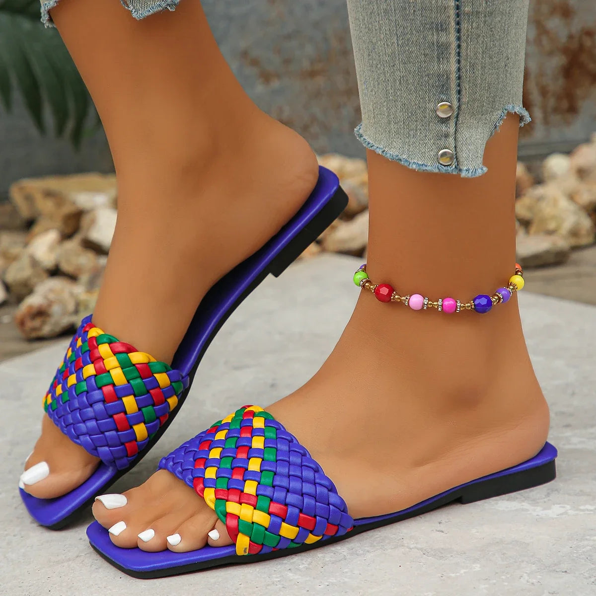 Zapatillas de mujer, moda de verano, mulas de playa, Zapatillas de casa informales para interiores, venta de Sandalias planas sexis trenzadas con punta cuadrada, diapositivas para mujer