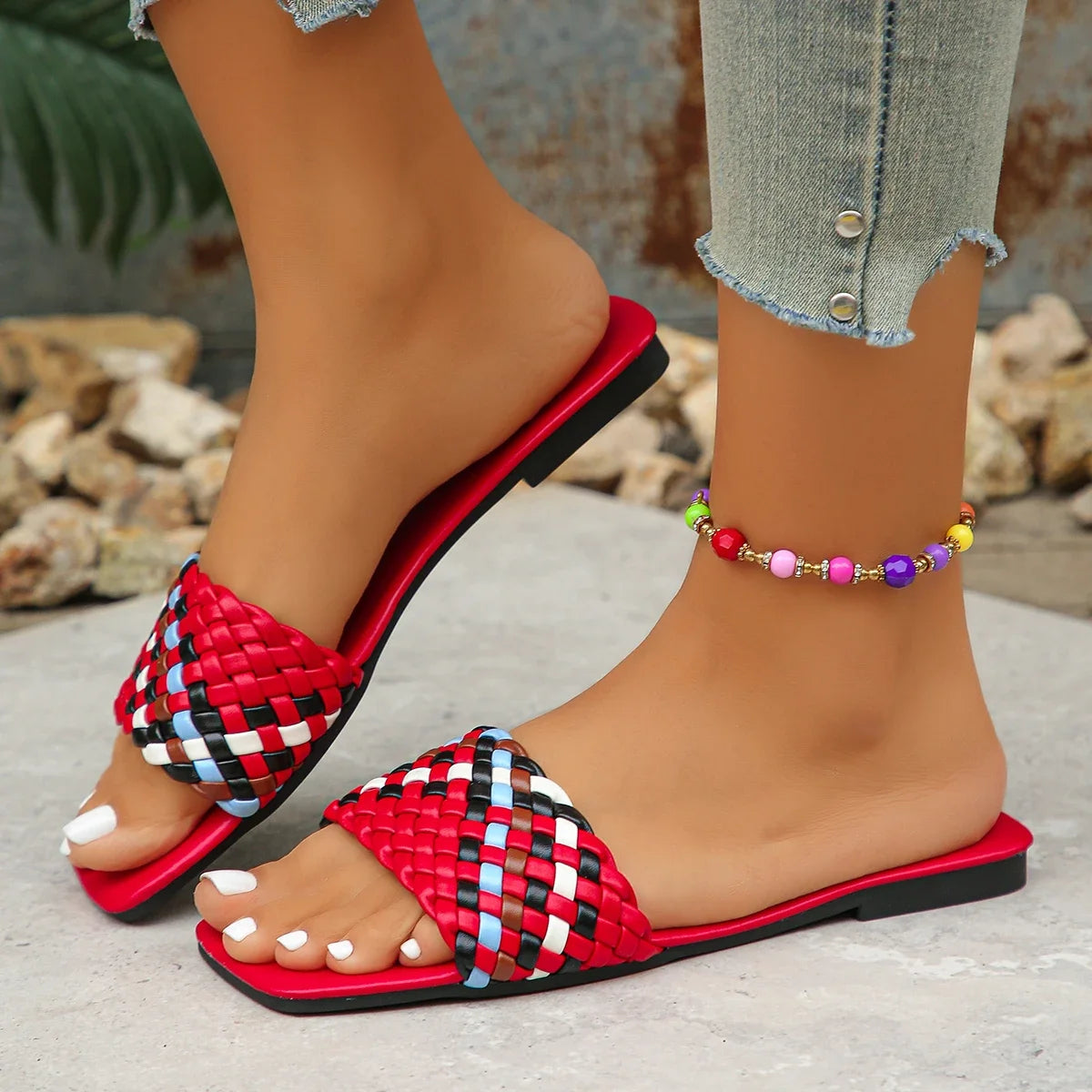 Zapatillas de mujer, moda de verano, mulas de playa, Zapatillas de casa informales para interiores, venta de Sandalias planas sexis trenzadas con punta cuadrada, diapositivas para mujer